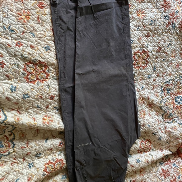 Eddie Bauer Capri pants - Picture 5 of 7